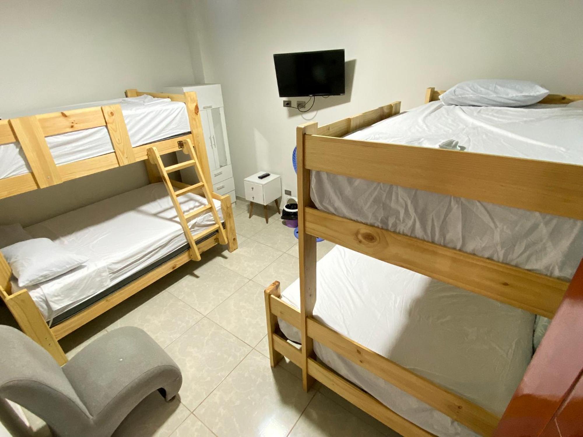 Hospedaje Rocio Del Mar Hotel Cerro Azul Ngoại thất bức ảnh
