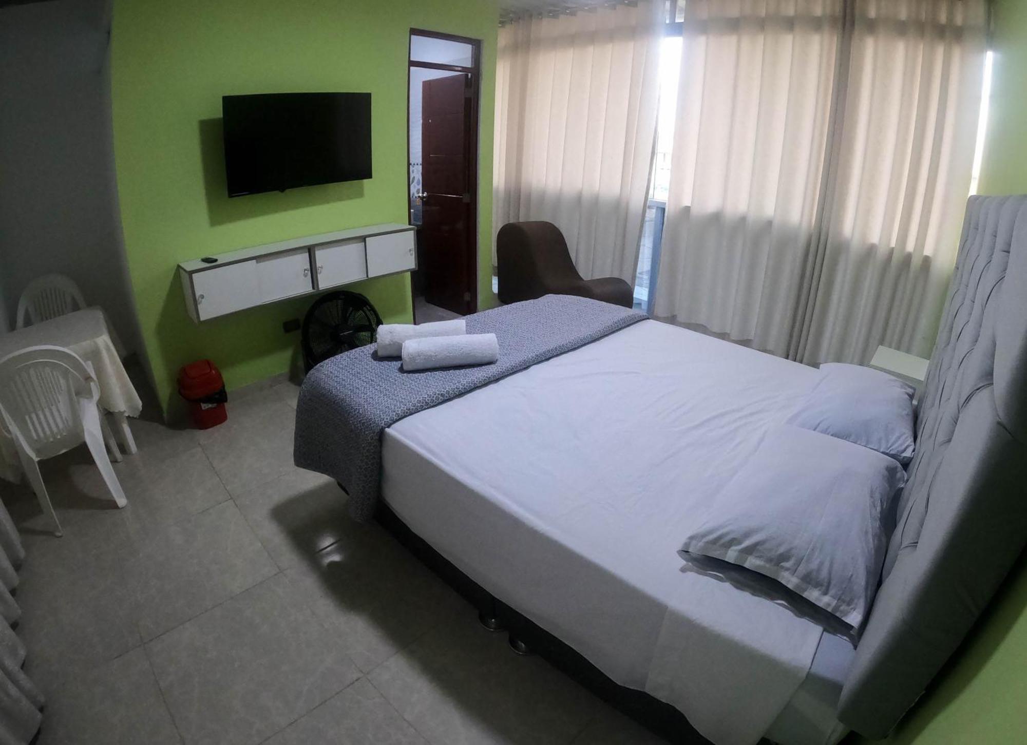 Hospedaje Rocio Del Mar Hotel Cerro Azul Ngoại thất bức ảnh